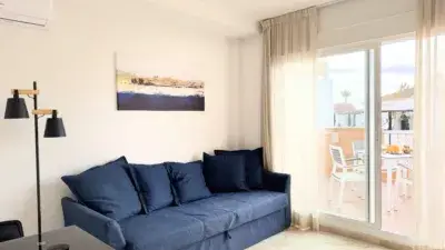 Piso en alquiler en Urbanización de Marina Casares, 16