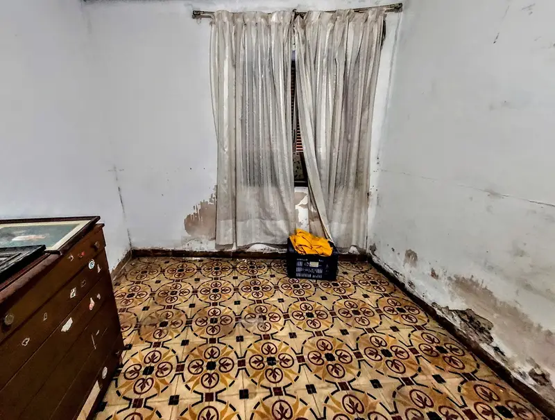 Casa adosada de 2 dormitorios en Turis para reformar