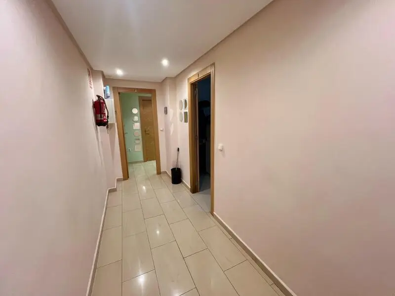 Local Comercial en Orihuela 120m2 Oficina