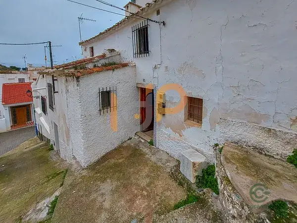 Casa en Lubrin Almeria cuatro dormitorios