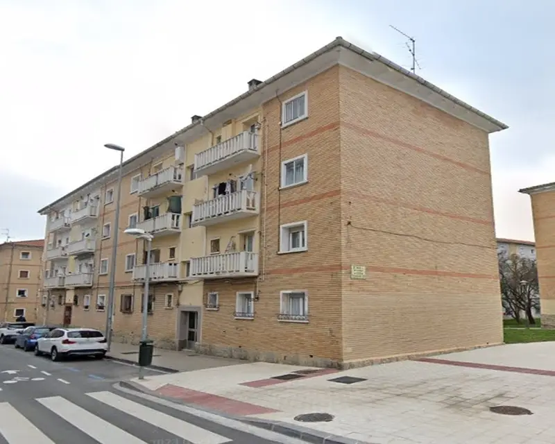 Piso 3 habitaciones Pamplona Calle Mendigorria