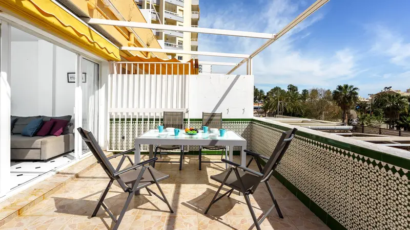 Apartamento 4 Dormitorios Benalmádena Cerca Playa