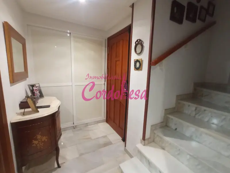 Venta Adosado 4 Dormitorios Centro Córdoba Terraza Garaje Opcional