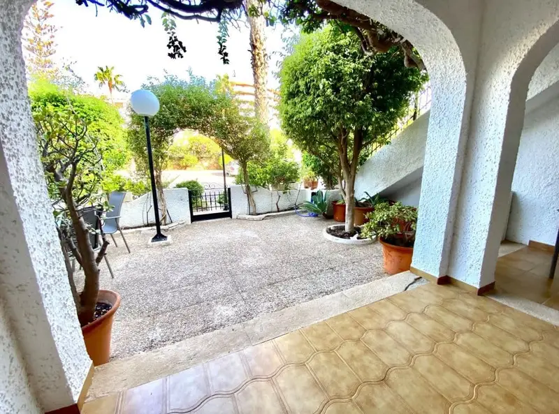 Apartamento en Cabo Roig planta baja con jardin privado y piscina