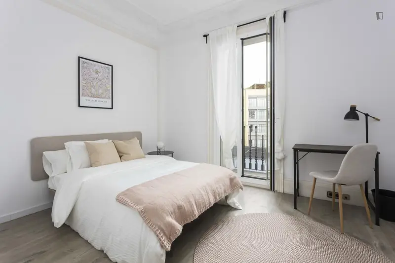 Coliving Moderno en Barcelona Habitacion Amueblada