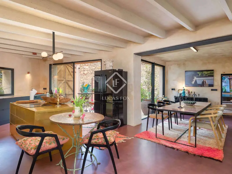 Chalet en venta Sant Mori Girona 8 dormitorios 3 baños
