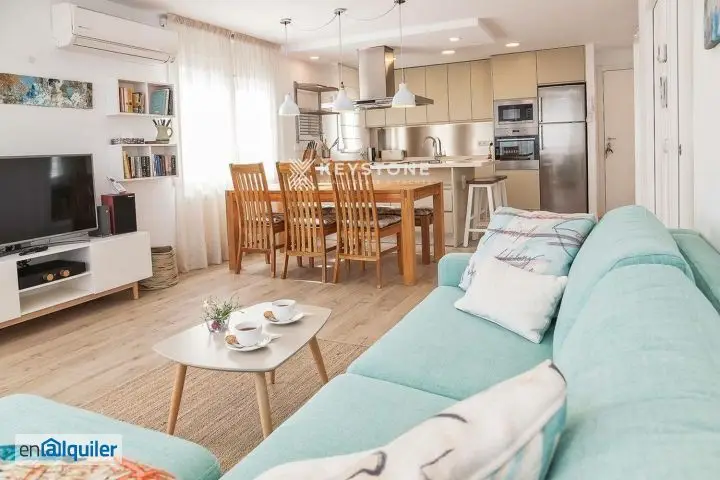 Alquiler Piso Amueblado Palma: Moderno Apartamento para Ejecutivos