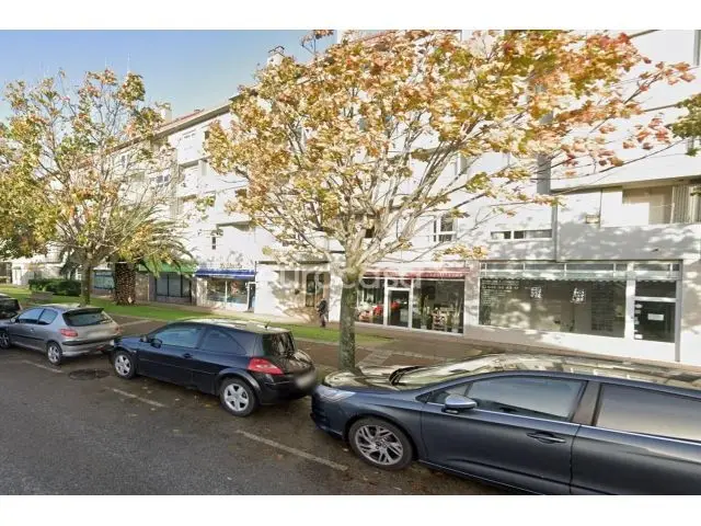 Local Comercial en Avenida Cardenal Herrera Oria