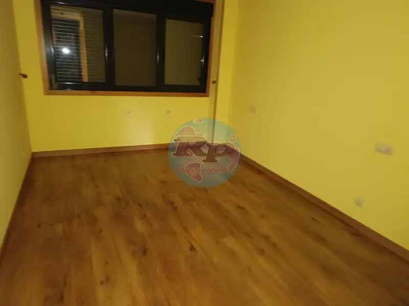 Casa Pareada con Jardin en Villadepalos