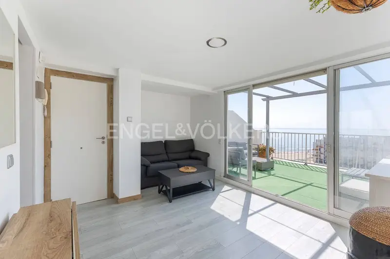 Apartamento en El Perellonet Valencia con Vistas al Mar