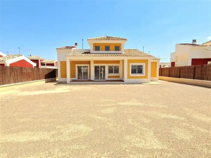 Villa 3 Dormitorios Venta Costa Calida