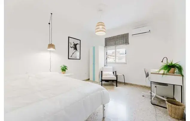 Alquiler de Habitacion en Valencia Carrer del Teide