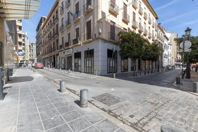 Venta Local Comercial Centro Granada Ideal Emprendedores