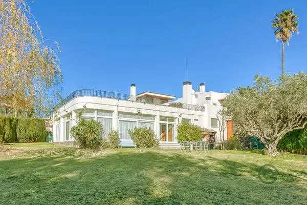 Villa Lujosa en Rosas Costa Brava Cerca de la Playa