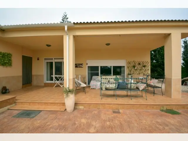 Casa Villa 4 Dormitorios Almorad

