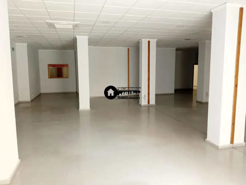 Venta Local Comercial Albacete Zona Industrial El Pilar