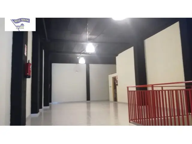 Local Comercial en Feria 300m2 - Almacén y Planta Baja