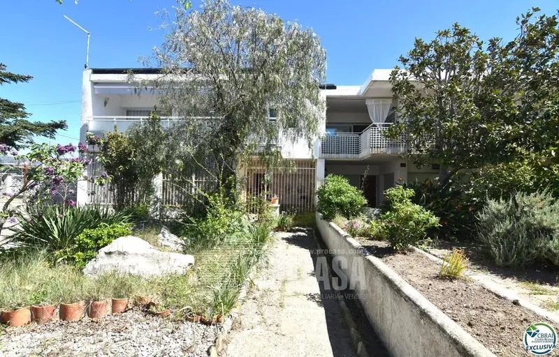 Piso en venta para reformar en Santa Margarida Roses