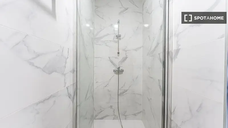 Apartamento en Madrid 18 Dormitorios 17 Baños Spotahome
