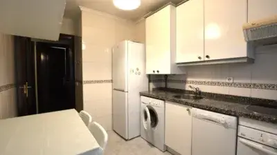 Piso en Alquiler Oviedo Centro con Garaje