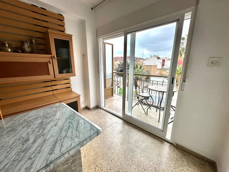 Venta Piso con Vistas en Xirivella 4 habitaciones