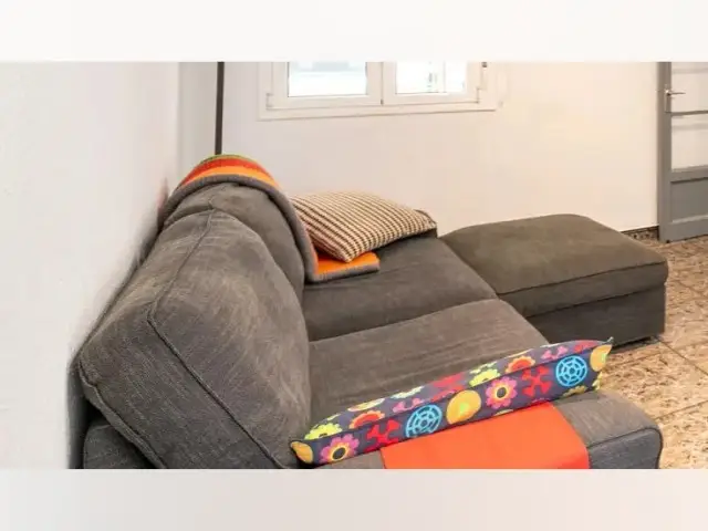 Apartamento amueblado cerca metro Placa de Sants L1 L5 Estancias Temporales