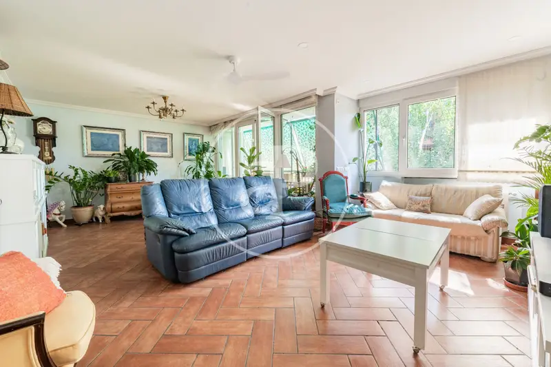 Piso en venta Arturo Soria 5 dormitorios terraza reformado