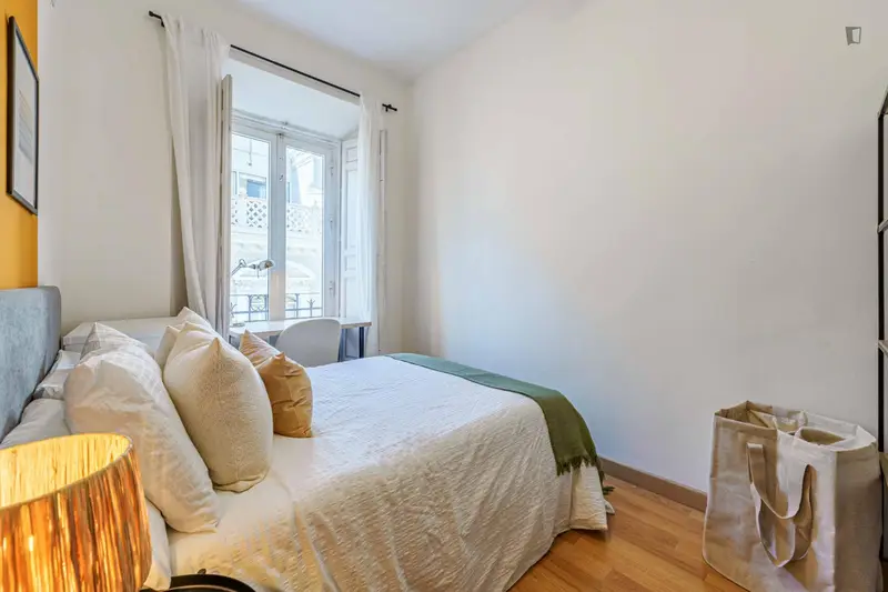Coliving Malaga Habitaciones Amuebladas Facturas Incluidas