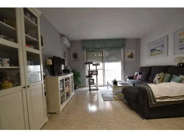 Piso en Venta con Parking 3 Dormitorios Cerca de la Playa