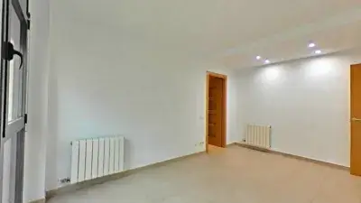 Alquiler Piso Martorell 55m2 Parking Incluido Luminoso