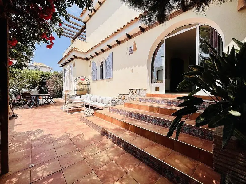 Villa en Venta Orihuela Costa 5 Dormitorios 3 Baños Piscina Privada
