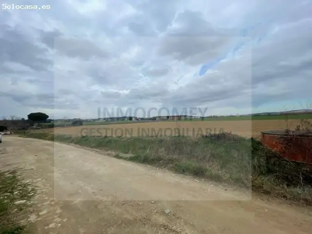 Finca Rústica en Cruilles 30m2 con Terreno de 600m2