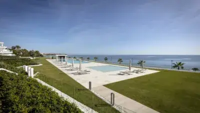 Apartamento de Lujo en Emare 4 Dormitorios Primera Linea de Playa