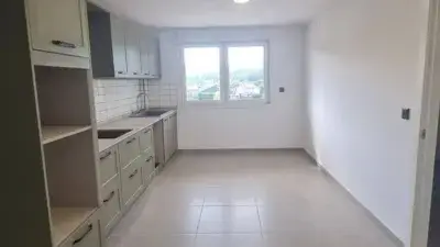 Chalet Adosado en Brión 302m2 4 Dormitorios Jardin