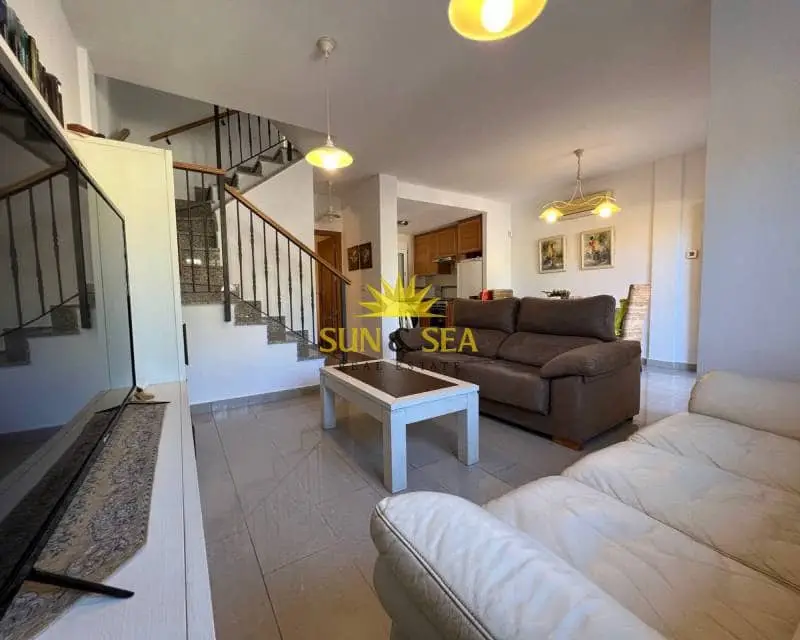 Chalet en Alquiler Pilar de la Horadada 5 Dormitorios 150m2