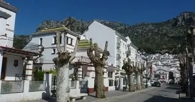Venta Casa Centro Ubrique 280m2 Tres Plantas