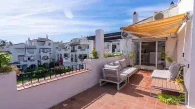 Atico en venta en El Paraiso Estepona 3 dormitorios 2 baños