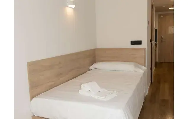 Habitacion Amueblada en Residencia Burjassot