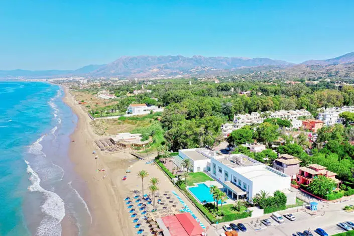 Ático 5 Dormitorios Primera Línea de Playa Golden Beach Marbella