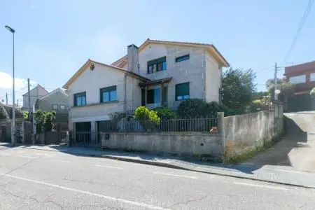 Casa en Primera Línea de Playa en Vigo