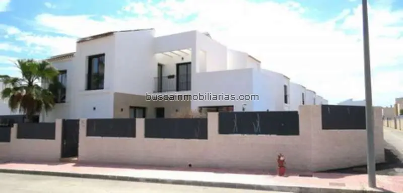 Villa en Venta Ciudad Quesada Moderna 3 Dormitorios Piscina Privada