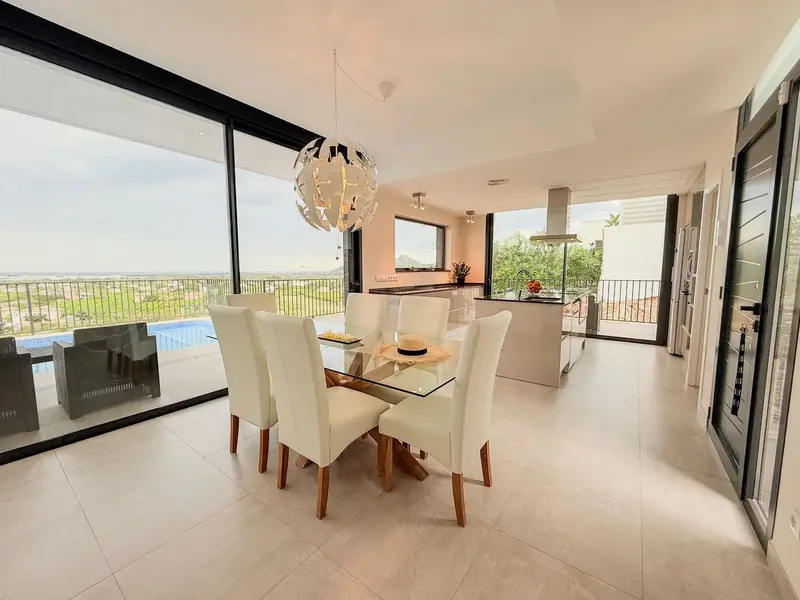 Chalet en Venta Pedreguer Moderna Villa con Vistas al Mar