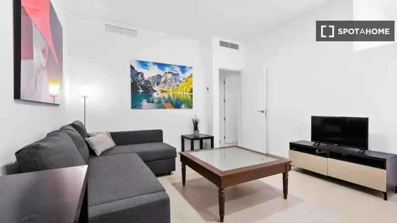 Apartamento 2 Dormitorios Alquiler Málaga