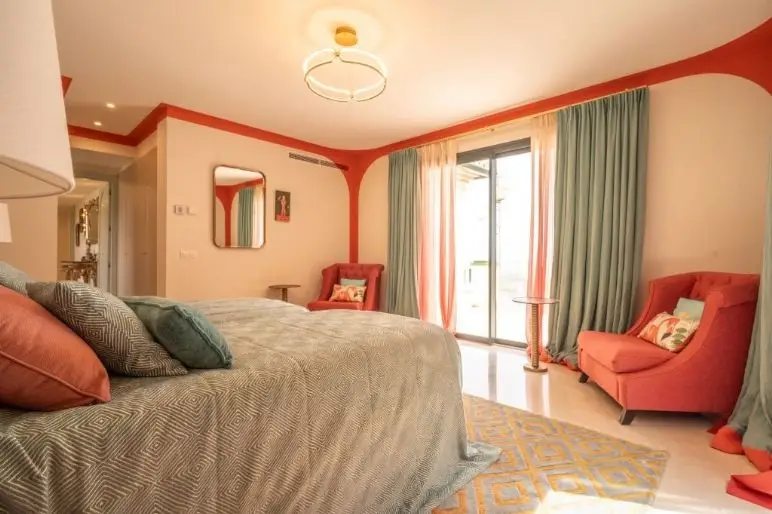 Villa 5 Dormitorios Alquiler Selwo