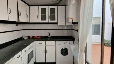 Piso en venta Torrelavega 92m² 3 dormitorios terraza