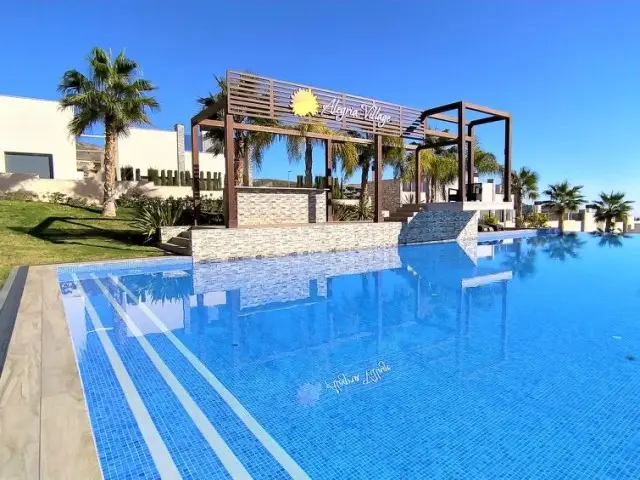 Apartamento 2 Dormitorios Benidorm Alquiler