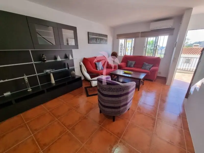 Chalet 3 Dormitorios Almogía