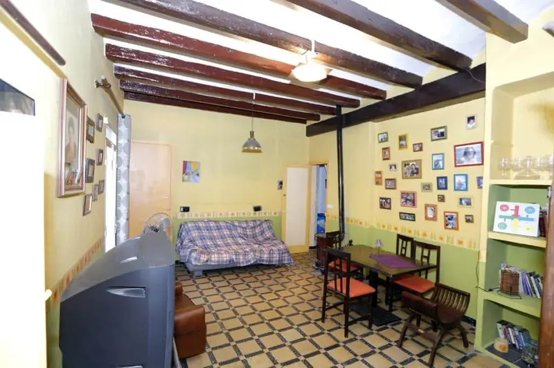 Adosado con historia en Alcanar 349m2