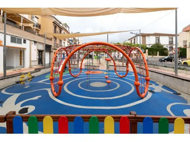Piso con Garaje en Armilla - Excelente Ubicacion