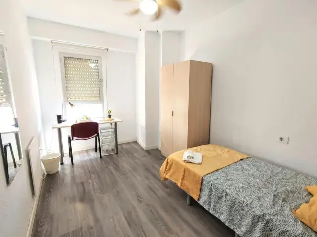 Habitacion Alquiler Burjassot Chicas